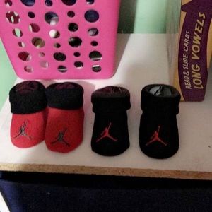 Baby jordan socks
